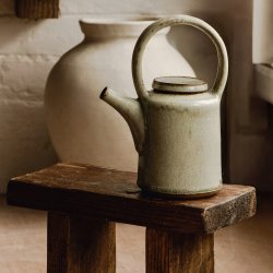 "Functional  wheel thrown Forms" -A three-Day teapot masterclass with Lucia Ocejo, registration opens on november 15th, 2026